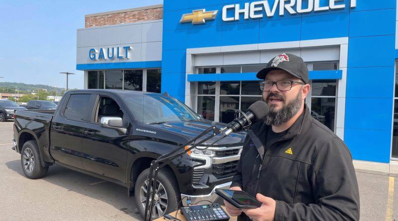 Join Ric Birdsall at Gault Chevrolet!